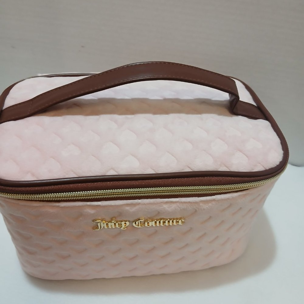 Juicy Couture Women's Cosmetics Train Case- Pink Velour with Embossed Hearts - Picture 4 of 13